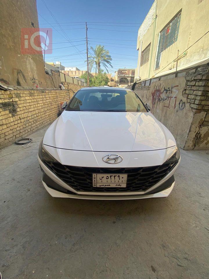 هیوندای ئەلەنترا